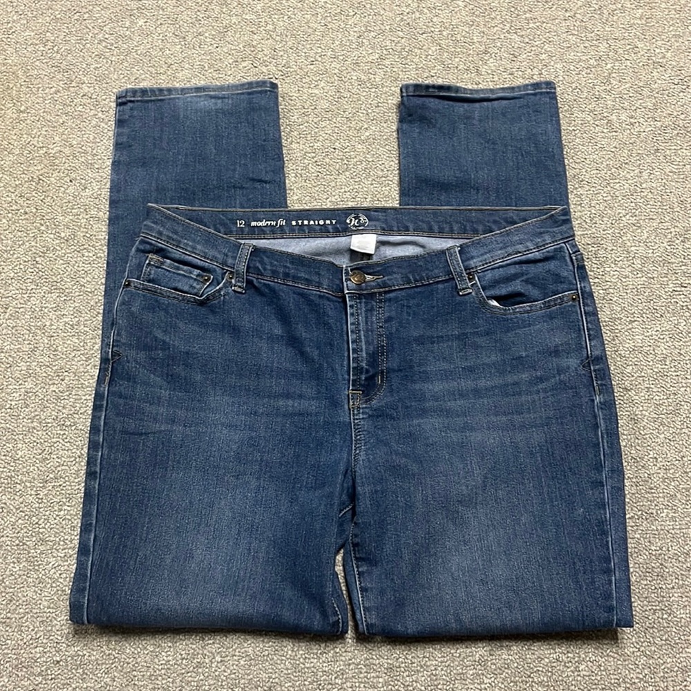 Women’s Dress Barn Dressbarn Modern Fit Straight Size 12 Jeans